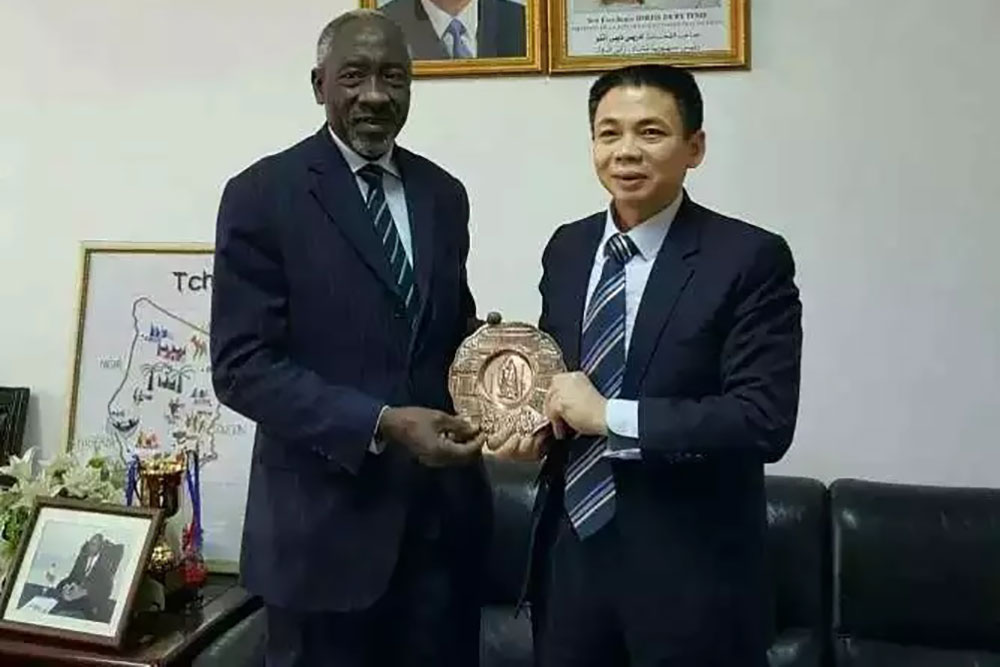 Mr. Qin Changling, Chairman of Qingong International Group met with Chad’s Ambassador to China Mr. 