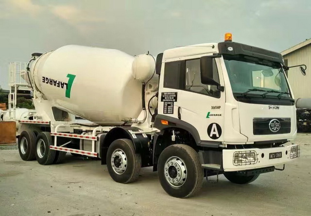 FAW XDV Concrete Mixer Truck